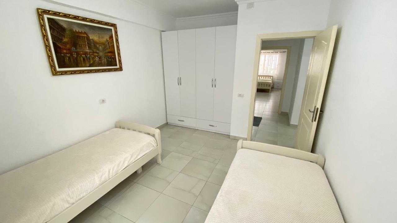 Adriatik Apartment Durrës Esterno foto